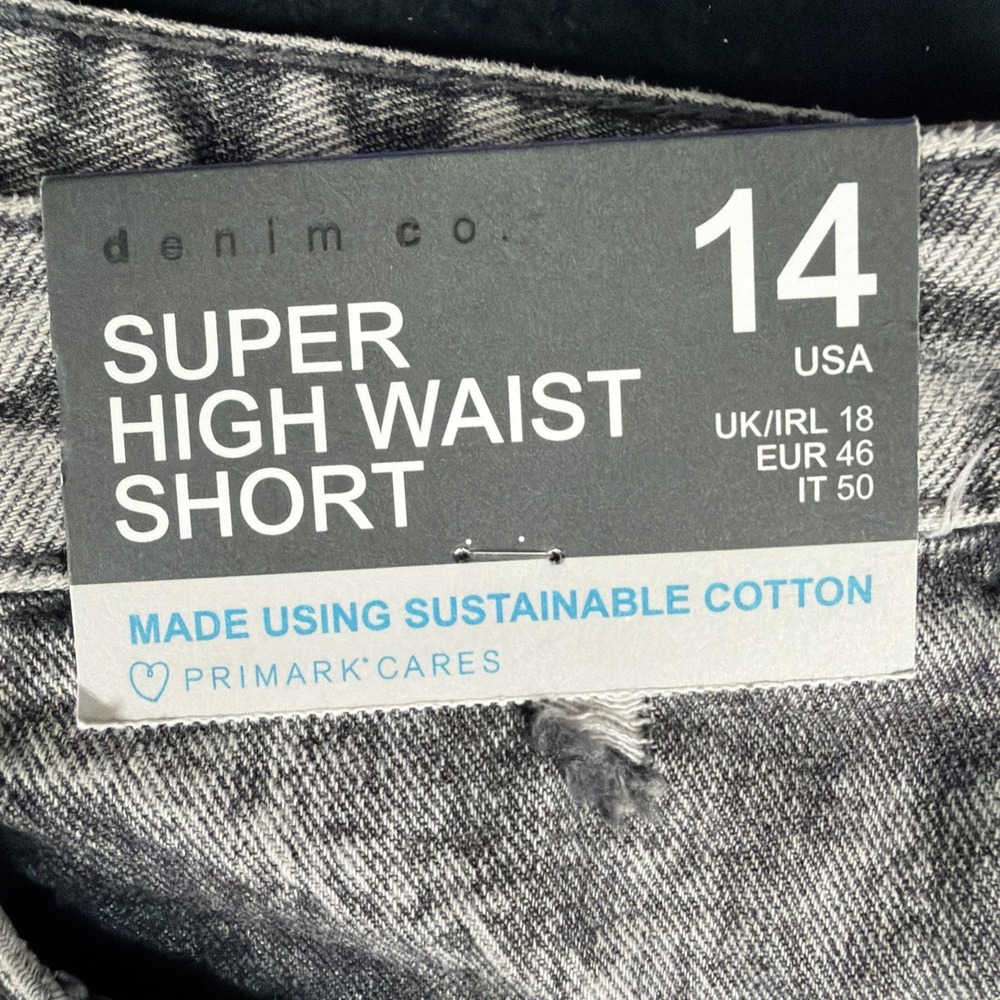 Primark Women Gray Super High Waist Denim Jeans Short 14 Distressed Cutoffs NWT - Picture 3 of 9